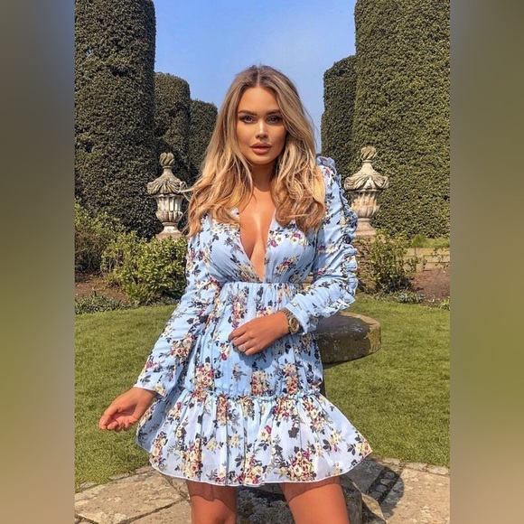 Nat & Liv Comino deep V floral Spring dress size 6 - Picture 4 of 4